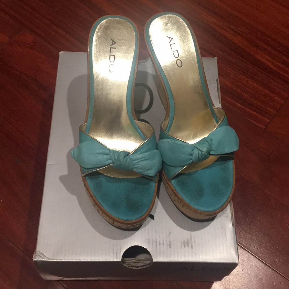 Wedges - Picture 2 of 5